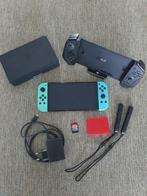 Nintendo Switch OLED, Games en Spelcomputers, Switch OLED, Met 2 controllers, Ophalen of Verzenden, Gebruikt