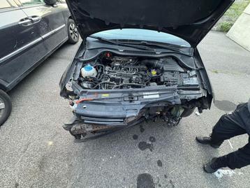 Véhicule accidenteé, Autos, Euro 5, Achat, Boîte manuelle, 5 portes
