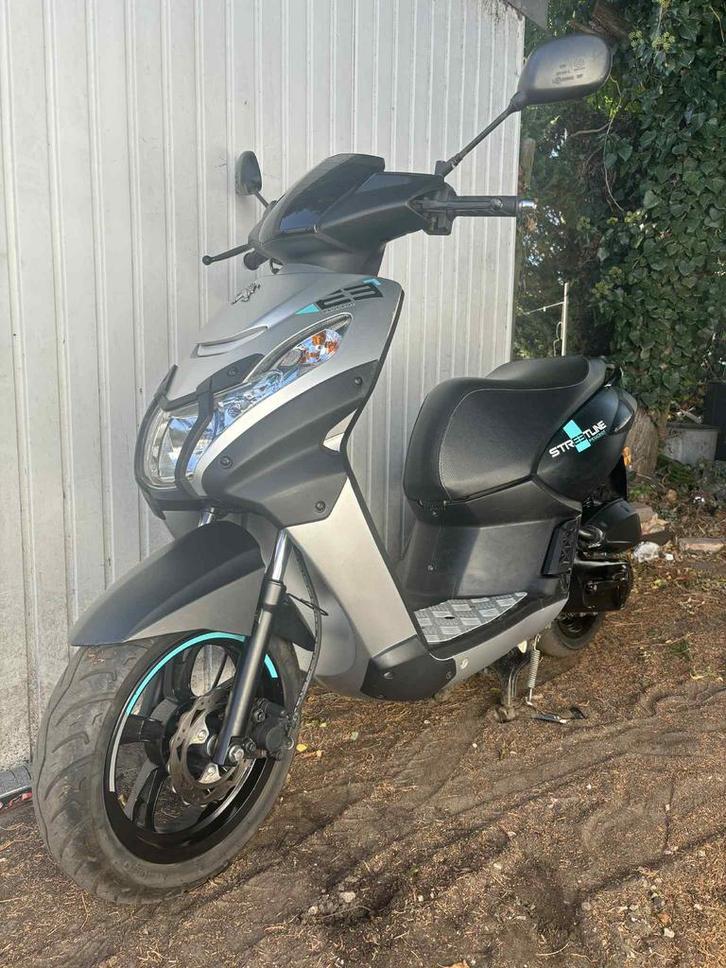 Peugeot Kisbee Streetline A-Klasse, Fietsen en Brommers, Scooters | Peugeot, Zo goed als nieuw, Overige modellen, Klasse A (25 km/u)