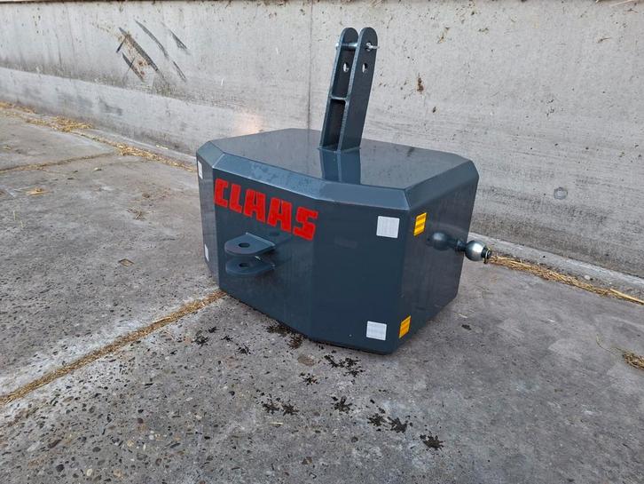 Claas 550KG frontgewicht/contragewicht landbouw Nieuw, Zakelijke goederen, Landbouw | Tractoren, Ophalen