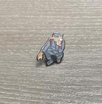 PIN - FIGUURTJE - PERSONAGE - WERKMAN - WALKIE TALKIE, Verzamelen, Verzenden, Gebruikt, Figuurtje, Speldje of Pin