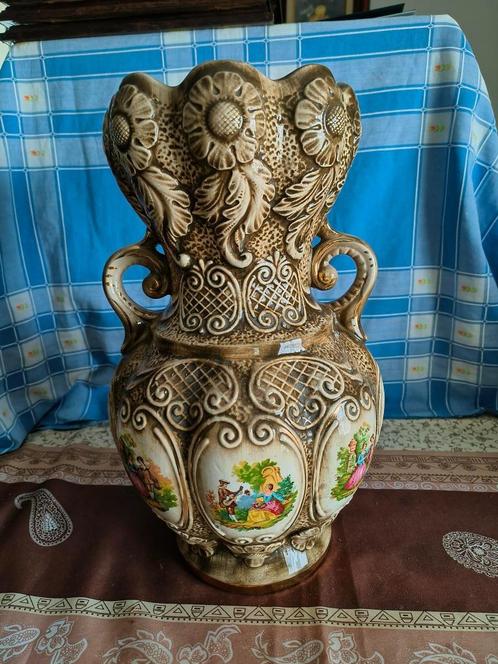 Beige/bruine Italiaanse vaas (37 cm hoog), Antiek en Kunst, Antiek | Vazen, Ophalen