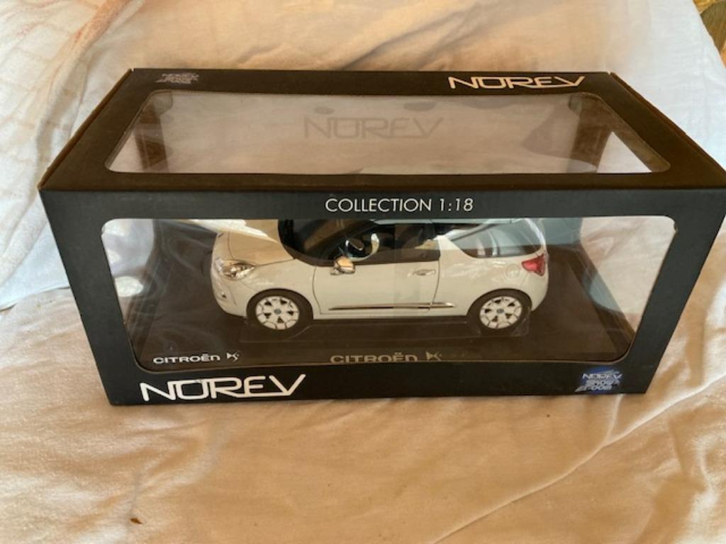 Citroen DS3 schaal 1/18, Hobby en Vrije tijd, Modelauto's | 1:18, Ophalen of Verzenden, Nieuw, Auto, Norev