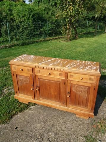 commode chene avec marbre TB état disponible aux enchères