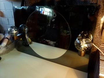 vintage spiegel badkamer met Doria verlichting 70er beschikbaar voor biedingen