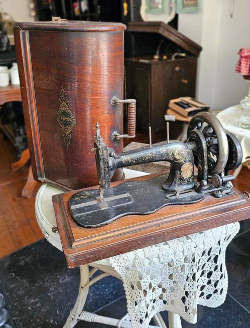 Antieke Singer (model 12K) met Bentwood Case, Antiek en Kunst, Antiek | Naaimachines, Ophalen