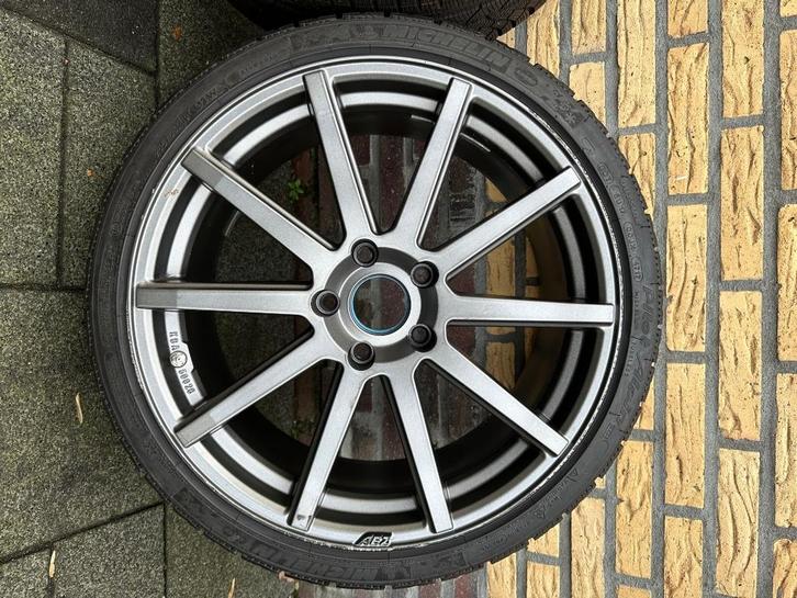 Michelin Pilot Alpine 235/19/35 7mm, Auto-onderdelen, Banden en Velgen, Banden en Velgen, Winterbanden, 19 inch, 235 mm, Gebruikt