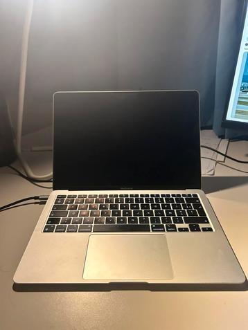 Macbook M1 Laptop 512GB beschikbaar voor biedingen