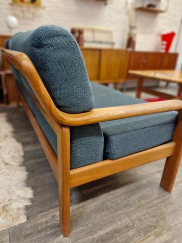 Vintage Deens design driezits bank L. Olson & Son beschikbaar voor biedingen