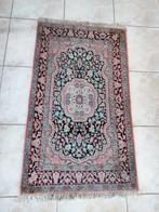 Oosters tapijt 135 x 75 cm, Ophalen, Oosters / Orient, Gebruikt, 50 tot 100 cm