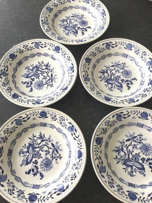Set van 5 borden (diep) Boch decor Zwiebel, Antiek en Kunst, Antiek | Servies los, Ophalen