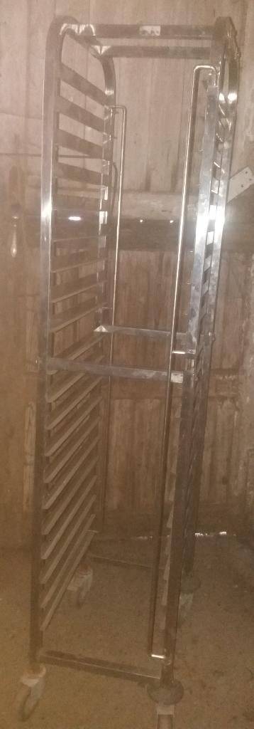 Chariot, Enlèvement