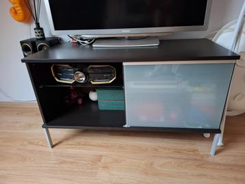 tv meubel beschikbaar voor biedingen