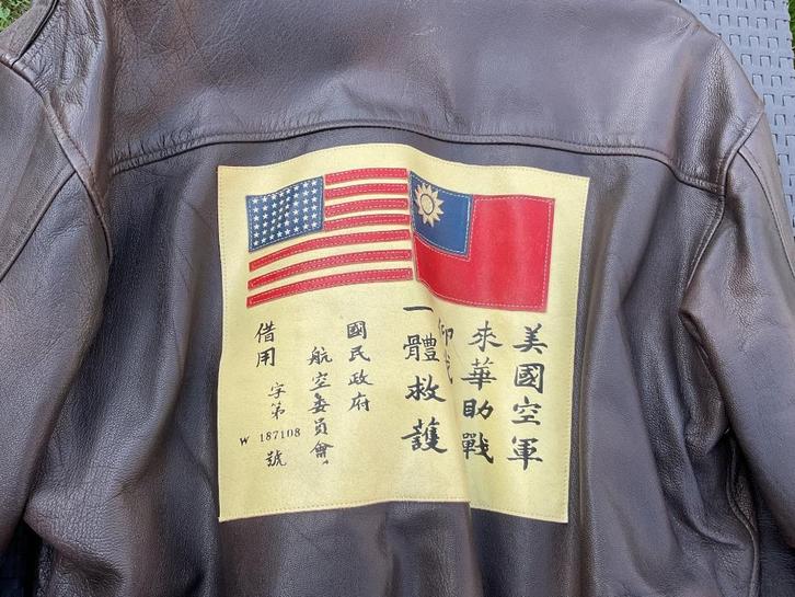 A2 Pilotenjas AVIREX, Kleding | Heren, Jassen | Winter, Zo goed als nieuw, Maat 52/54 (L), Bruin, Ophalen