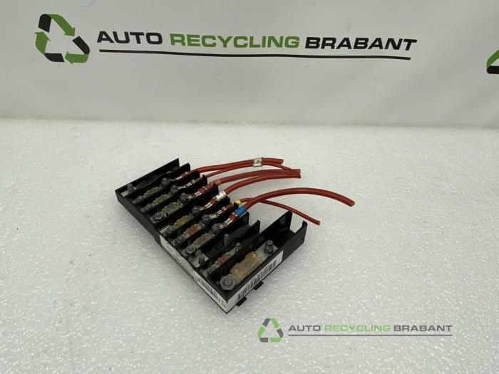 Boîte à fusibles d'un Volkswagen Transporter, Autos : Pièces & Accessoires, Électronique & Câbles, Utilisé, 3 mois de garantie
