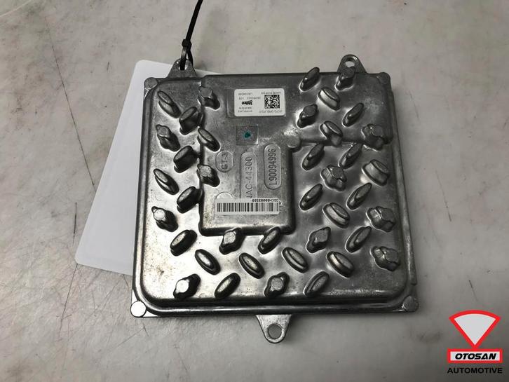 Opel Corsa F 2019+ LED Koplamp Module L90194244, Auto-onderdelen, Verlichting, Opel, Gebruikt