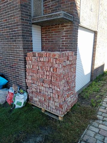gekuiste stenen 19.5x6x10cm gratis halve beschikbaar voor biedingen