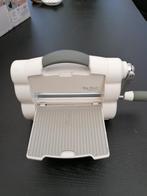 Machine à découper la feutrine + matrices + lot de feutrine, Hobby en Vrije tijd, Ophalen, Zo goed als nieuw, Knutselwerk