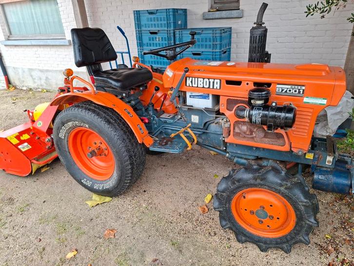 Kubota b7001 met werktuigen perfecte staat, Zakelijke goederen, Landbouw | Werktuigen, Ophalen of Verzenden