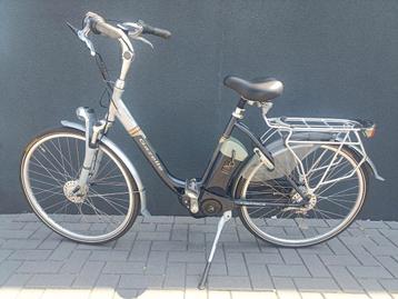Gazelle Easyglider middenmoter met Nieuw gereviseerde accu  beschikbaar voor biedingen