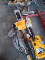 2 x scie à onglets et à onglets DeWalt DWS780 | 1675 W 305 m, Bricolage & Construction, Outillage | Scies mécaniques, Enlèvement