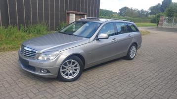 Mercedes Benz C220 van 2008, goede staat, automaat