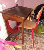 Ancien bureau + nouvelle chaise, Enfants & Bébés, Enlèvement, Utilisé