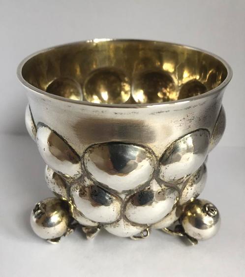 Massief zilveren wijnbeker  XVII -  XVIII  eeuw Zuid-Duits, Antiek en Kunst, Antiek | Zilver en Goud, Zilver, Ophalen of Verzenden