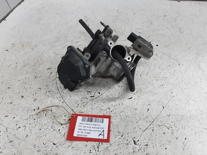 VANNE EGR Jaguar E-Pace (01-2017/-) (G4D35H273BB), Autos : Pièces & Accessoires, Systèmes d'échappement, Jaguar, Utilisé