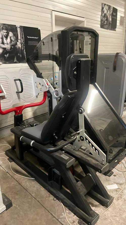 Legpress professioneel, Sport en Fitness, Fitnessmaterialen, Gebruikt, Overige typen, Benen, Ophalen of Verzenden