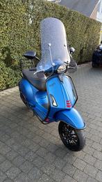 Vespa sprint A klasse, Fietsen en Brommers, Ophalen, Zo goed als nieuw