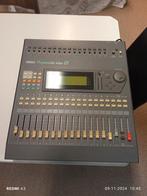 Te koop Yamaha mengpaneel, Muziek en Instrumenten, Mengpanelen, Ophalen of Verzenden, Gebruikt, 10 tot 20 kanalen, Microfooningang