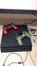 Ps4 + 2 controllers, Games en Spelcomputers, Spelcomputers | Sony PlayStation 4, Ophalen, 500 GB, Met 2 controllers, Zo goed als nieuw