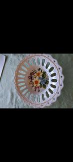 Petite assiette en porcelaine signée, Maison & Meubles, Enlèvement ou Envoi, Comme neuf, Assiette