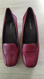 Bordeauxrode loafers van Damart. Schoenmaat 38, Kleding | Dames, Schoenen, Nieuw, Damart, Ophalen of Verzenden, Pumps