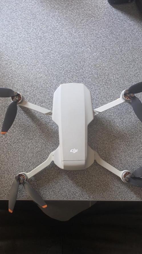 Drone dji mini 2 combo fly pack, Audio, Tv en Foto, Drones, Zo goed als nieuw, Drone met camera, Ophalen