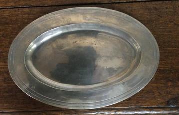 Ovale Portugese Tinnen Schaal beschikbaar voor biedingen