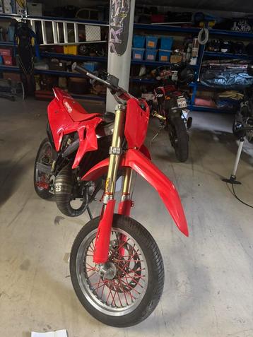 100cc 2fast (alles vers) beschikbaar voor biedingen