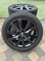 WINTERSET SKODA OCTAVIA 205/50/R17 NIEUWSTAAT, Auto-onderdelen, Banden en Velgen, Ophalen, Gebruikt, Banden en Velgen, 17 inch