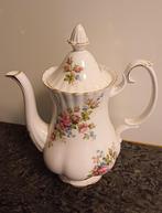Koffiepot Royal Albert moss rose, Antiek en Kunst, Antiek | Servies los, Ophalen of Verzenden