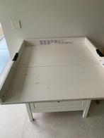 Verzorgingstafel opklapbaar, Ophalen