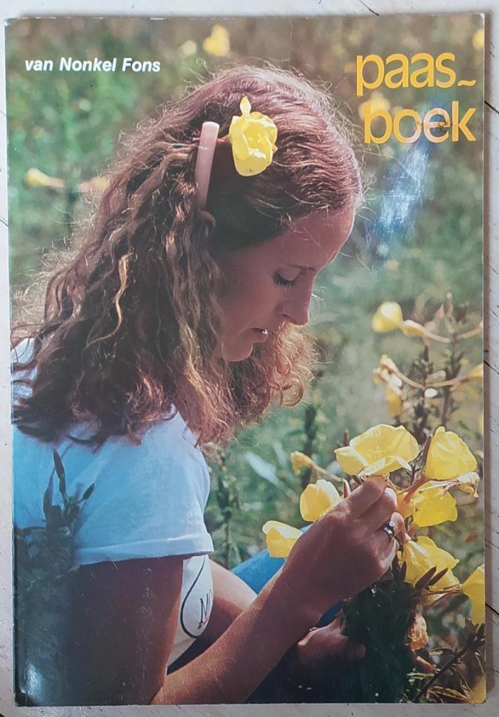 Paasboek van Nonkel Fons ( 1980 ) met Rode Ridder verhaal, Boeken, Kinderboeken | Jeugd | onder 10 jaar, Ophalen of Verzenden