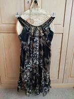 Korte jurk met sluier en pailletten, Kleding | Dames, Jurken, Ophalen of Verzenden, Zo goed als nieuw, Zwart