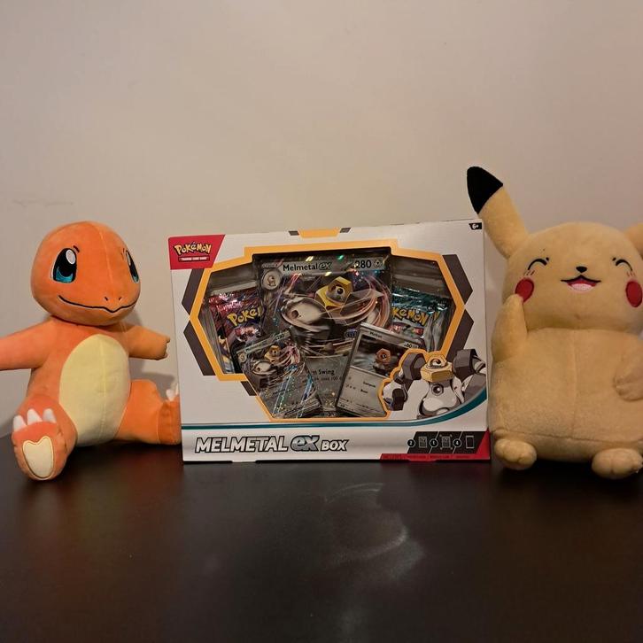 Melmetal ex box, Hobby en Vrije tijd, Verzamelkaartspellen | Pokémon, Booster, Ophalen of Verzenden