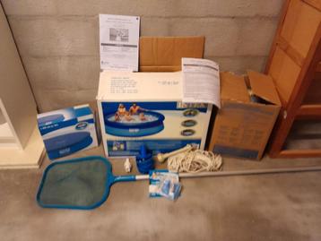 Intex easy set up zwembad met pomp en starterskit beschikbaar voor biedingen