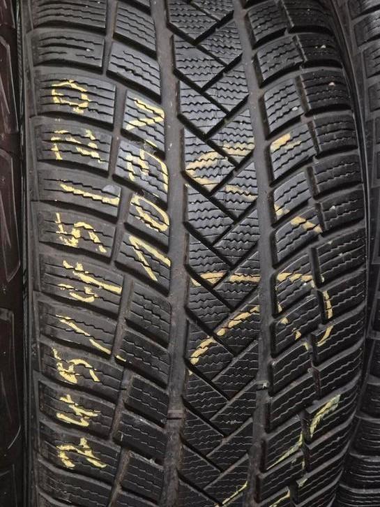 245/45/20, Auto-onderdelen, Overige Auto-onderdelen, Ophalen