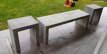 tuinset in beton beschikbaar voor biedingen