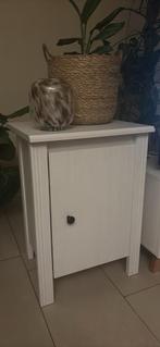 Wit bijzetkastje Ikea, Huis en Inrichting, Ophalen, Zo goed als nieuw