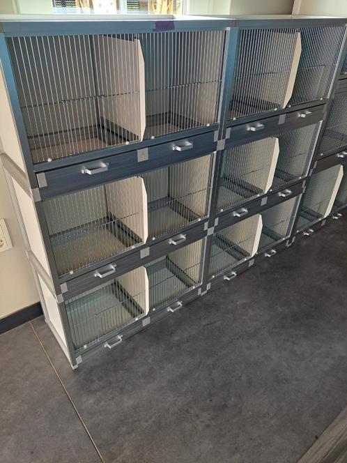 2  KWEEKKOOIEN . ( NIEUW ), Dieren en Toebehoren, Vogels | Hokken en Kooien, Zo goed als nieuw, Aluminium, Ophalen