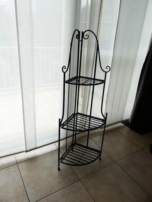 Zwarte metalen bloempottentoren Nieuw!, Huis en Inrichting, Woonaccessoires | Etagères, Nieuw, Ophalen of Verzenden